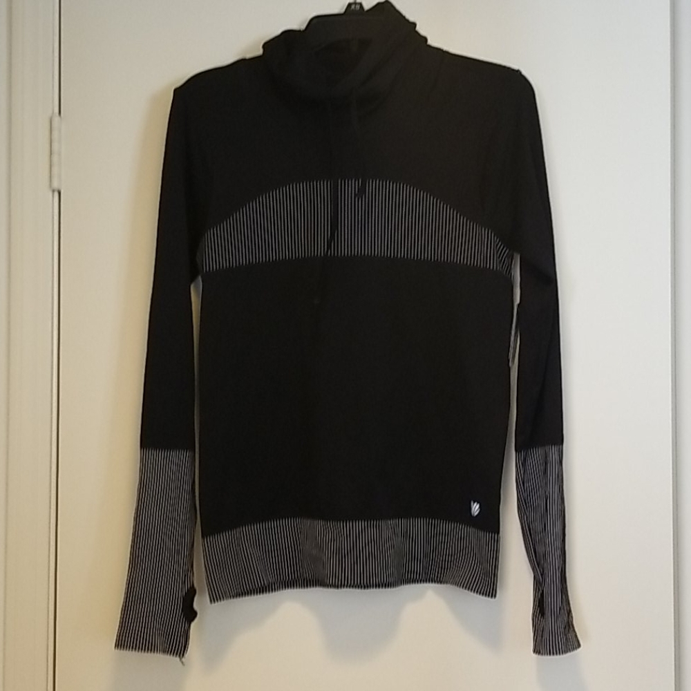 Forever 21 Pullover Black Medium